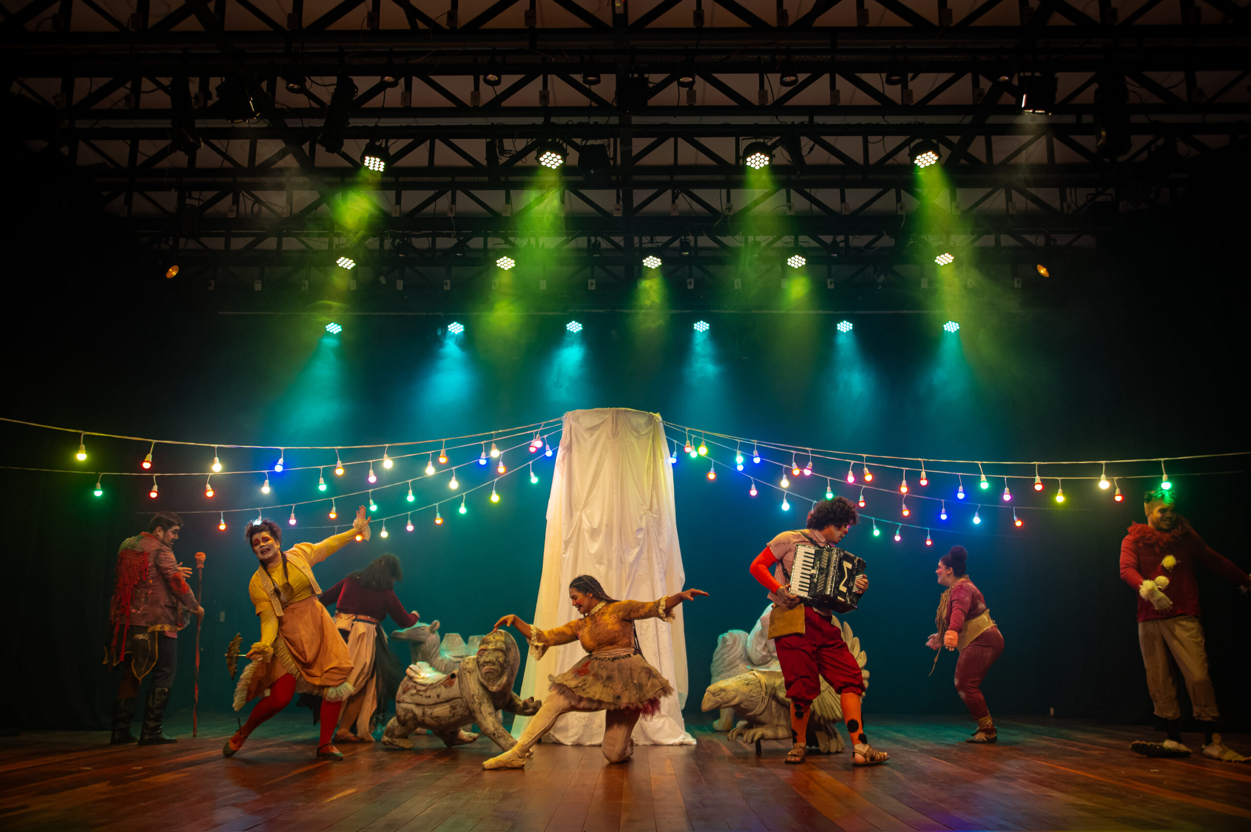 Sinhadores, Teatro Faces,Foto de Fred Gustavos.. Em Primavera do Leste